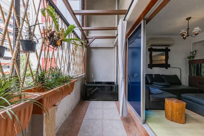405 Jurong West Street 42, 405 Jurong West Street 42, 4 Bedrooms, 1,615 sqft, HDB Flat For Sale, by ADNIX LIU, 500158574 - Balcony - PropertyGuru.com.sg