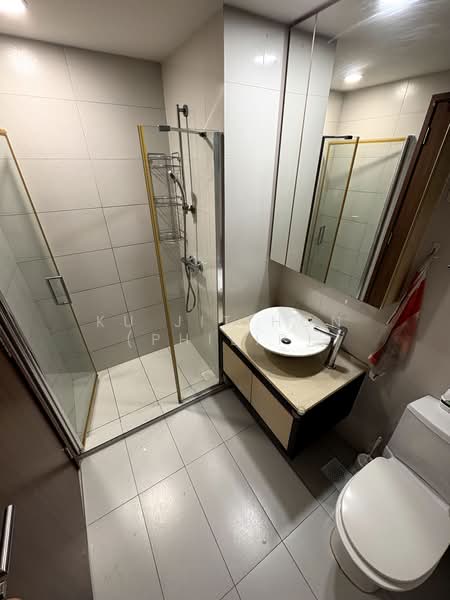 1 Canberra, 15 Canberra Drive, 3 Bedrooms, 1,044 sqft, Executive Condominium For Sale, by Ku Jit Hon (Philip), 500158577 - Bathroom - PropertyGuru.com.sg