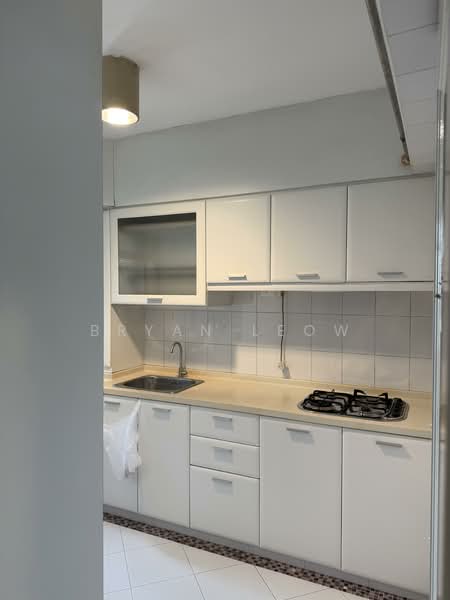 311A Anchorvale Lane, 311A Anchorvale Lane, 3 Bedrooms, 968 sqft, HDB Flat For Rent, by Bryan Leow, 500158578 - Kitchen - PropertyGuru.com.sg