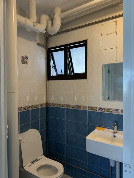 311A Anchorvale Lane, 311A Anchorvale Lane, 3 Bedrooms, 968 sqft, HDB Flat For Rent, by Bryan Leow, 500158578 - Bathroom - PropertyGuru.com.sg