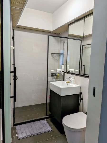 140C Corporation Drive, 140C Corporation Drive, Studio, 506 sqft, HDB Flat For Sale, by Li Lin, 500158591 - Bathroom - PropertyGuru.com.sg