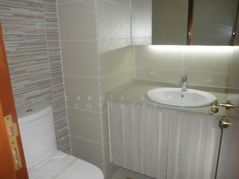 Duchess Crest, 84 Duchess Avenue, 4 Bedrooms, 1,883 sqft, Condominium For Rent, by Carole Ann Coventry, 500158595 - Bathroom - PropertyGuru.com.sg