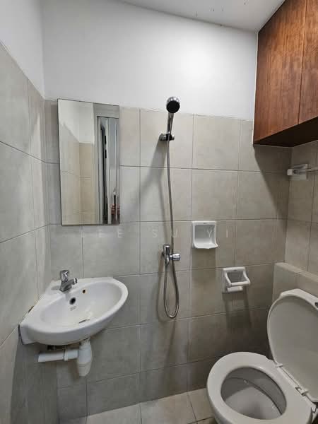 Astor, 51C Lengkong Empat, 3 Bedrooms, 1,119 sqft, Condominium For Sale, by Lee Su Yi, 500158602 - Bathroom - PropertyGuru.com.sg