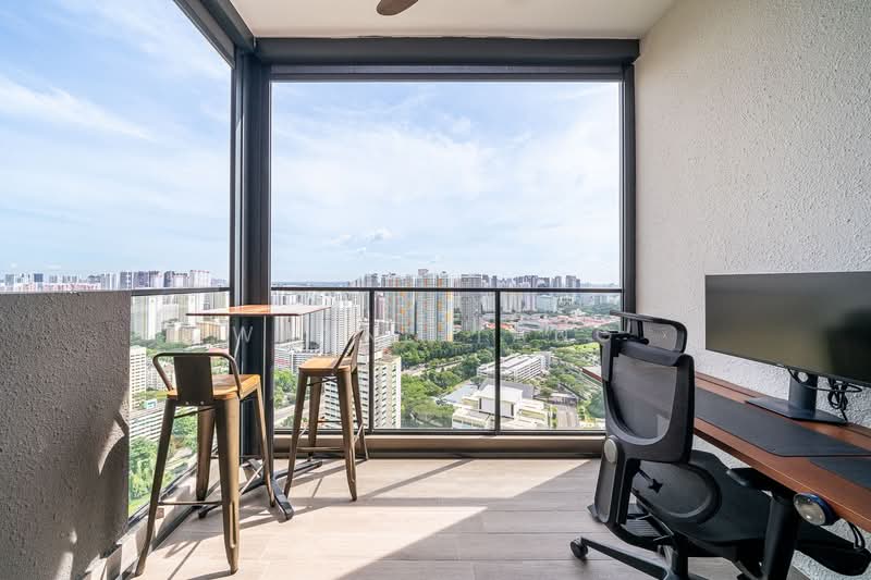 Avenue South Residence, 13 Silat Avenue, 1 Bedroom, 527 sqft, Condominium For Sale, by Wayne Tang, 500158611 - Balcony - PropertyGuru.com.sg
