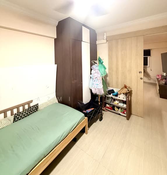 517 Hougang Avenue 10, 517 Hougang Avenue 10, 3 Bedrooms, 958 sqft, HDB Flat For Sale, by Azmi Talib, 500158612 - PropertyGuru.com.sg