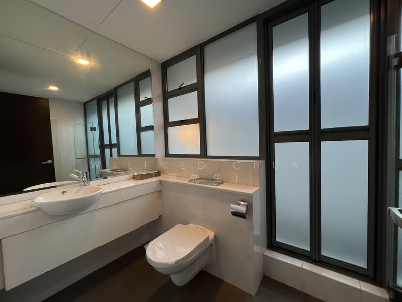 Robertson quay, River valley, Orchard, , 3 Bedrooms, 1,765 sqft, Condominium For Rent, by Wilfred Chua (蔡先生), 500158622 - Common Bathroom - PropertyGuru.com.sg