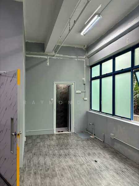 38 woodlands industrial park e1 | ground floor, , 640 sqft, Factory / Workshop (B2) For Rent, by Raymond Lim, 500158628 - Interior - CommercialGuru.com.sg
