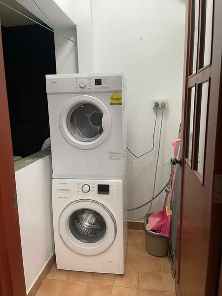 Emerald Garden, 33 Club Street, Room Rental, 100 sqft, Condominium For Rent, by Catherine Koh, 500158646 - Yard 0607 - PropertyGuru.com.sg