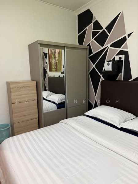Emerald Garden, 33 Club Street, Room Rental, 100 sqft, Condominium For Rent, by Catherine Koh, 500158646 - Bedroom 3 0326 - PropertyGuru.com.sg