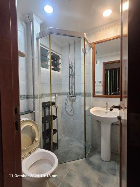 0118 Common Bathroom