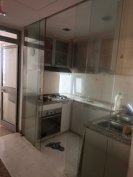 Hillview Regency, 28 Bukit Batok East Avenue 2, 3 Bedrooms, 1,119 sqft, Condominium For Sale, by Ken Lim, 500158654 - Kitchen - PropertyGuru.com.sg