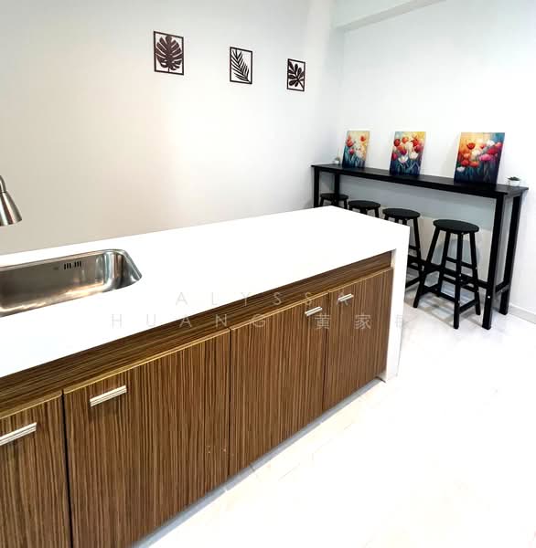 The Lakeshore, 31 Jurong West Street 41, Room Rental, 100 sqft, Condominium For Rent, by Alyssa Huang 黄家敏, 500158657 - Interior - PropertyGuru.com.sg