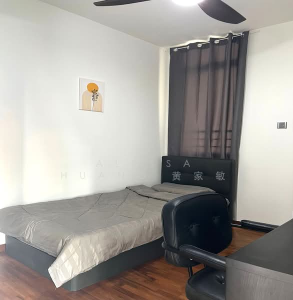 The Lakeshore, 31 Jurong West Street 41, Room Rental, 100 sqft, Condominium For Rent, by Alyssa Huang 黄家敏, 500158657 - Bedroom - PropertyGuru.com.sg