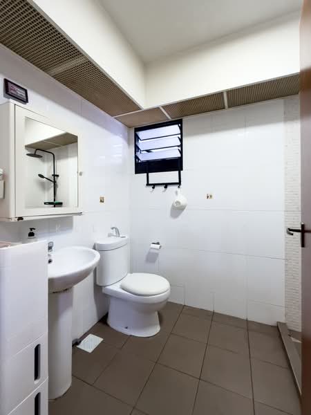 997B Buangkok Crescent, 997B Buangkok Crescent, 3 Bedrooms, 1,001 sqft, HDB Flat For Sale, by Kelvin Chua, 500158663 - PropertyGuru.com.sg
