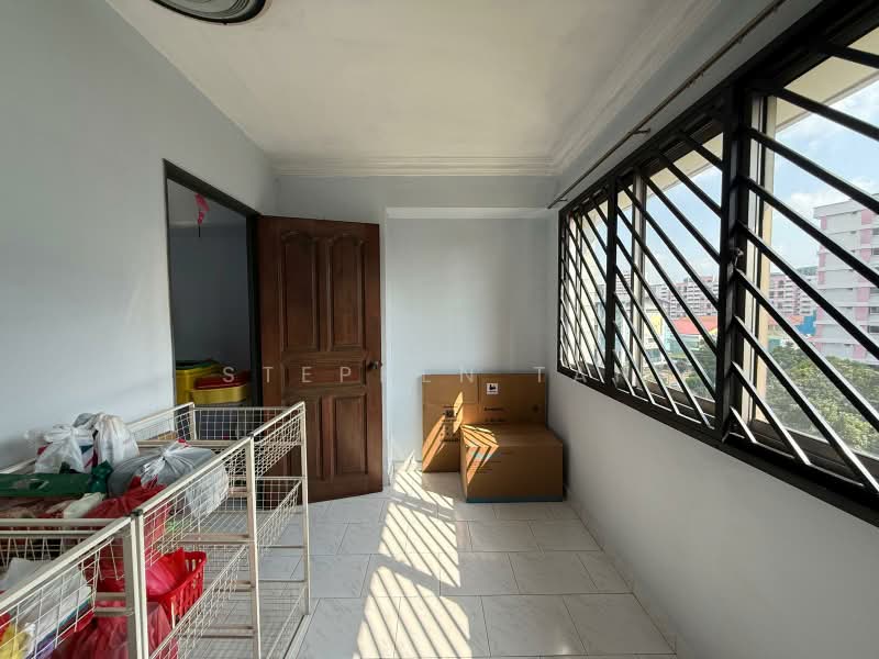 418 Hougang Avenue 8, 418 Hougang Avenue 8, 4 Bedrooms, 1,324 sqft, HDB Flat For Sale, by Stephen Tan, 500158668 - Interior - PropertyGuru.com.sg