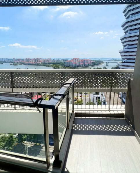 City Gate, 371 Beach Road, 1 Bedroom, 450 sqft, Apartment For Rent, by Brian Koh, 500158673 - Balcony - PropertyGuru.com.sg