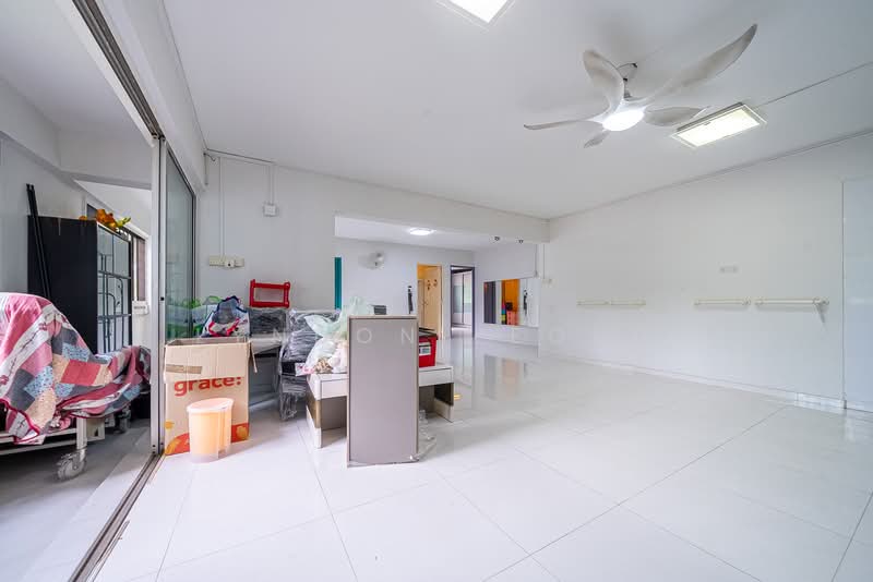 9 Jalan Rumah Tinggi, 9 Jalan Rumah Tinggi, 3 Bedrooms, 1,421 sqft, HDB Flat For Sale, by Lyndon Leong, 500158679 - Living Room - PropertyGuru.com.sg
