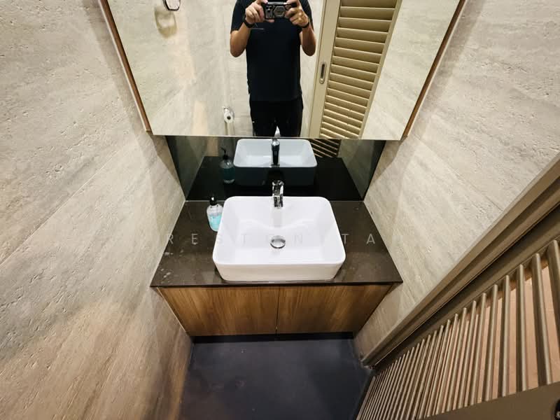 329 Joo Chiat Road, 329 Joo Chiat Road, 806 sqft, Shop / Shophouse For Rent, by Preston Tan, 500158701 - Bathroom - CommercialGuru.com.sg