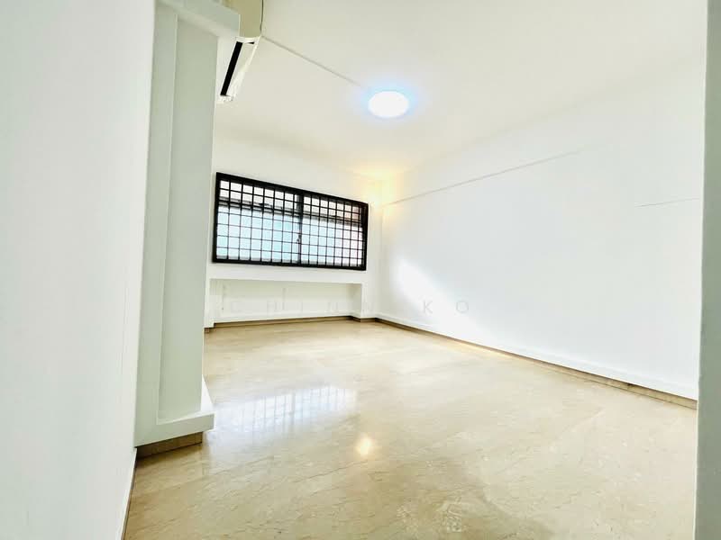 158 Pasir Ris Street 13, 158 Pasir Ris Street 13, 4 Bedrooms, 1,571 sqft, HDB Flat For Sale, by Chinn Ko, 500158727 - Master Bedroom  - PropertyGuru.com.sg