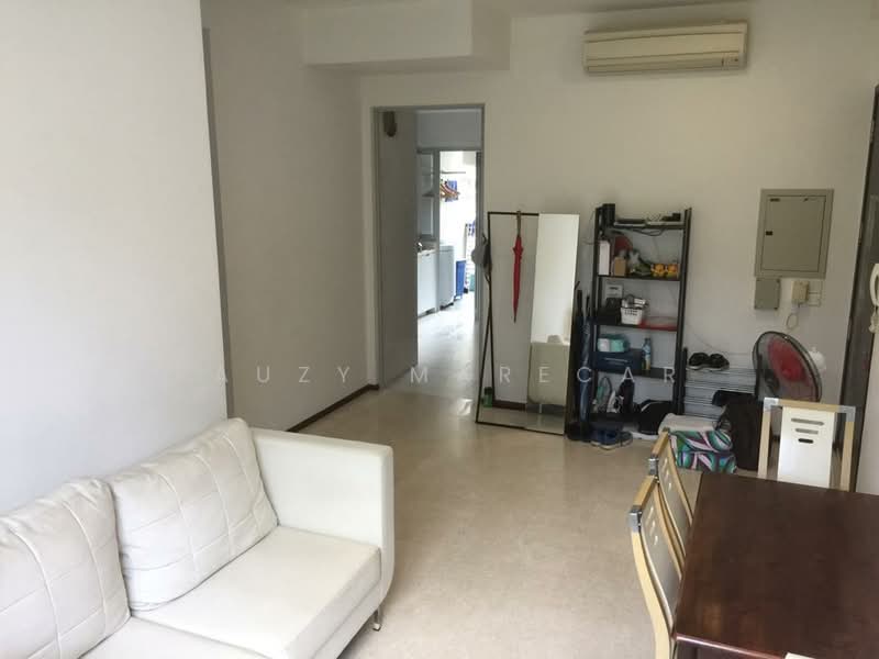 Suites @ Amber, 30 Amber Road, Room Rental, 110 sqft, Condominium For Rent, by Fauzy Marecar, 500158733 - Living Room - PropertyGuru.com.sg