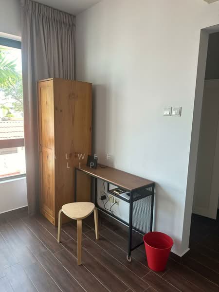 Sunbird Park, Sunbird Road, Room Rental, 150 sqft, Terraced House For Rent, by Alwee Tay Lip Wee, 500158735 - Interior - PropertyGuru.com.sg