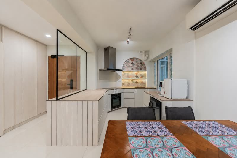 619A Tampines Street 61, 619A Tampines Street 61, 3 Bedrooms, 1,001 sqft, HDB Flat For Sale, by Daron Ang, 500158762 - Kitchen - #PropertyPartners - PropertyGuru.com.sg