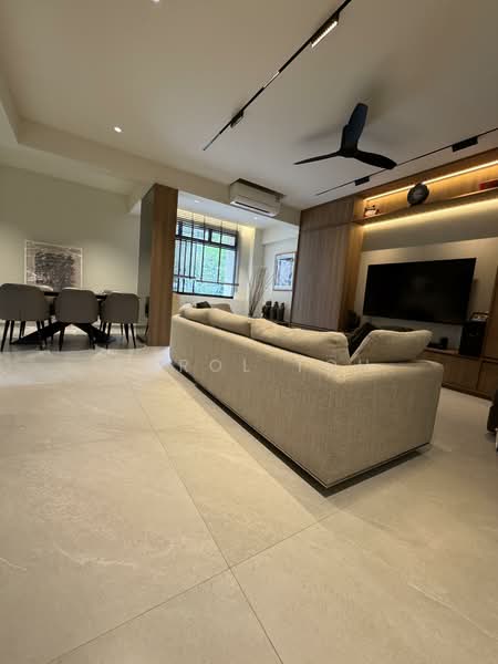 Grande Vista, 10 Cactus Drive, 3 Bedrooms, 1,647 sqft, Condominium For Sale, by Carol Toh, 500158776 - Living Room - PropertyGuru.com.sg