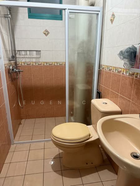 475 Segar Road, 475 Segar Road, Room Rental, 200 sqft, HDB Flat For Rent, by Eugene Chan, 500158790 - Bathroom - PropertyGuru.com.sg