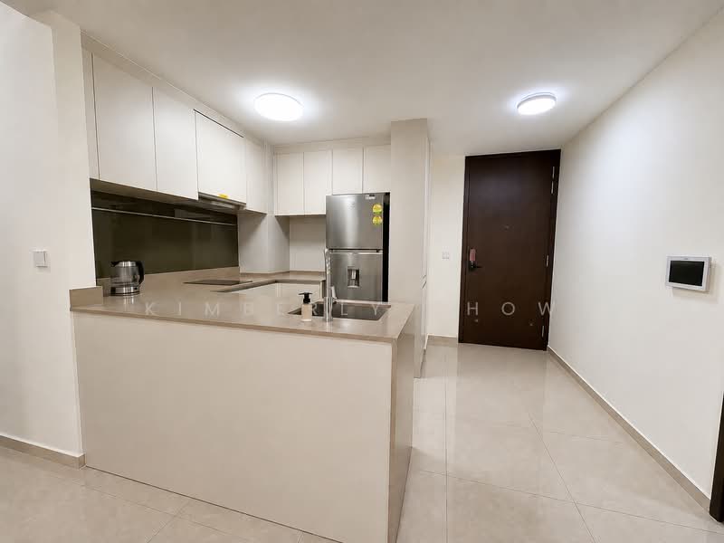 The Gazania, 11 How Sun Drive, 2 Bedrooms, 700 sqft, Condominium For Sale, by Kimberly Chow, 500158791 - Kitchen - PropertyGuru.com.sg
