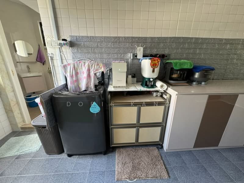 306 Jurong East Street 32, 306 Jurong East Street 32, Room Rental, 120 sqft, HDB Flat For Rent, by Doris Kang, 500158803 - Kitchen - PropertyGuru.com.sg