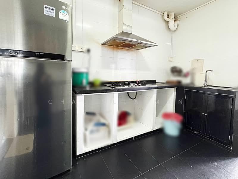 373 Tampines Street 34, 373 Tampines Street 34, 4 Bedrooms, 1,335 sqft, HDB Flat For Sale, by Chal Sulaiman, 500158811 - Kitchen - PropertyGuru.com.sg