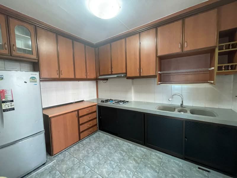 540 Jelapang Road, 540 Jelapang Road, 3 Bedrooms, 1,076 sqft, HDB Flat For Sale, by Julie Kay, 500158823 - Kitchen - PropertyGuru.com.sg