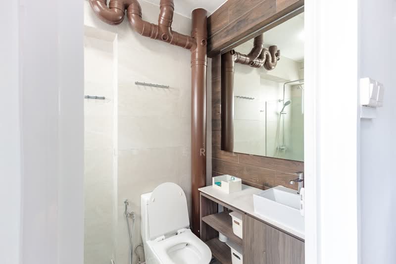 403 Serangoon Avenue 1, 403 Serangoon Avenue 1, 4 Bedrooms, 1,216 sqft, HDB Flat For Sale, by Lester Lee, 500158829 - Bathroom - PropertyGuru.com.sg