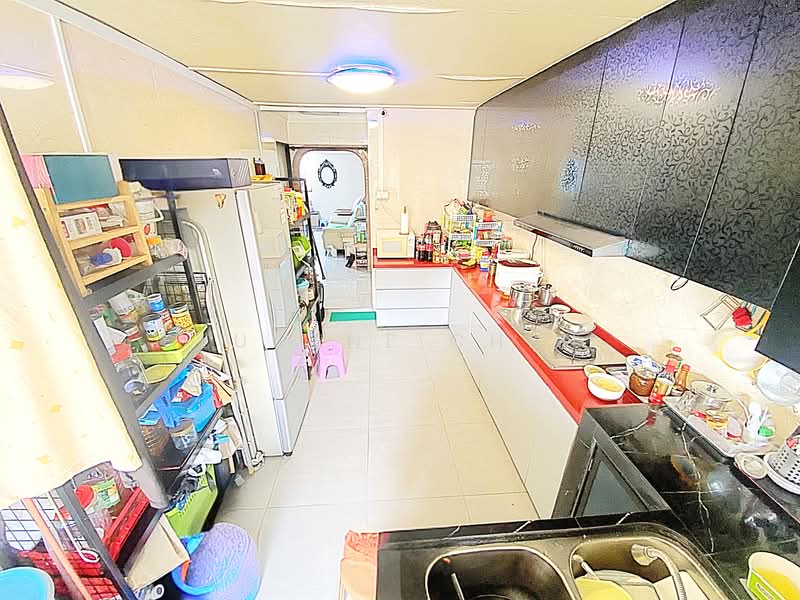 20 Teck Whye Lane, 20 Teck Whye Lane, 3 Bedrooms, 990 sqft, HDB Flat For Sale, by Eugene Chen, 500158840 - Kitchen - PropertyGuru.com.sg