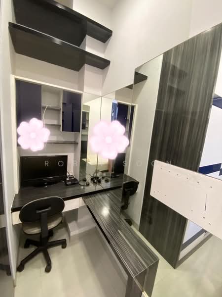 Mackenzie 138, 138 MacKenzie Road, Studio, 150 sqft, Apartment For Rent, by Robin Soon, 500158855 - Study - PropertyGuru.com.sg