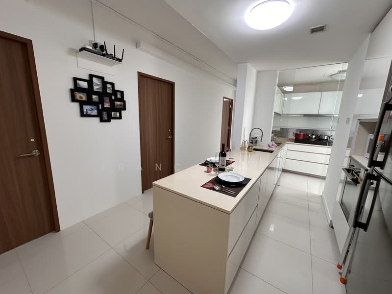 The Centris, 65 Jurong West Central 3, Room Rental, 120 sqft, Condominium For Rent, by Francis Lee, 500158856 - PropertyGuru.com.sg