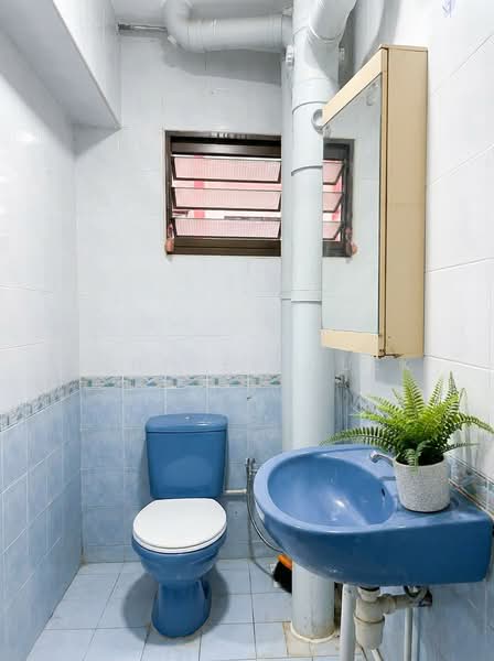 813 Jellicoe Road, 813 Jellicoe Road, Room Rental, 150 sqft, HDB Flat For Rent, by Winfred Quek, 500158858 - Bathroom - PropertyGuru.com.sg