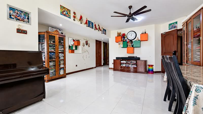 Melville Park, 28 Simei Street 1, 3 Bedrooms, 1,399 sqft, Condominium For Sale, by Orry Goh, 500158867 - Living Room - PropertyGuru.com.sg