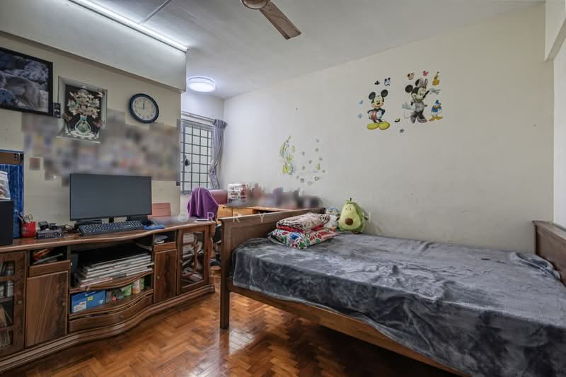 Melville Park, 28 Simei Street 1, 3 Bedrooms, 1,399 sqft, Condominium For Sale, by Orry Goh, 500158867 - Bedroom - PropertyGuru.com.sg