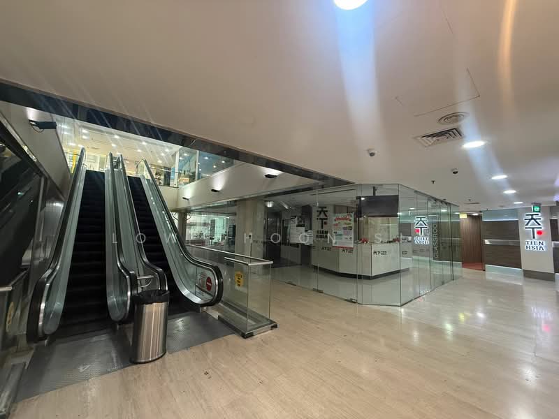 Singapore Shopping Centre, 190 Clemenceau Avenue, 1,292 sqft, Other Retail For Sale, by Low Choon Sin, 500158868 - Corridor - CommercialGuru.com.sg