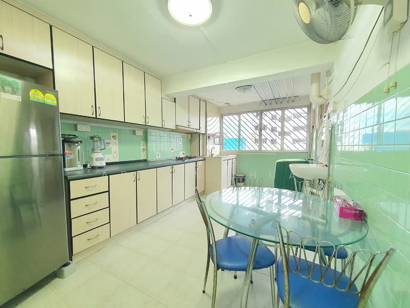 1 Hougang Avenue 3, 1 Hougang Avenue 3, 2 Bedrooms, 635 sqft, HDB Flat For Sale, by Adrian Chua, 500158873 - Kitchen - PropertyGuru.com.sg
