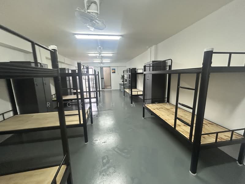 Worker Workers Accomodation, Dormitory for Workers, 3 Bedrooms, 1,500 sqft, Walk-up Apartment For Rent, by Rick Khiantani, 500158881 - PropertyGuru.com.sg