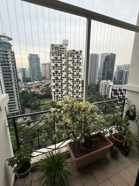 Spring Grove, 53A Grange Road, 3 Bedrooms, 1,388 sqft, Condominium For Rent, by Tina Jethmal, 500158882 - Balcony - PropertyGuru.com.sg