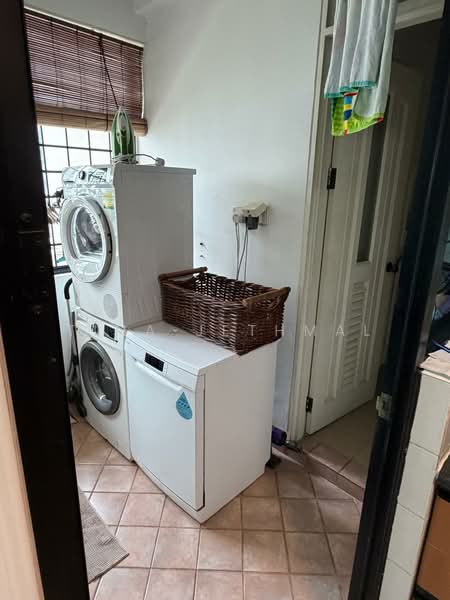 Spring Grove, 53A Grange Road, 3 Bedrooms, 1,388 sqft, Condominium For Rent, by Tina Jethmal, 500158882 - Interior - PropertyGuru.com.sg