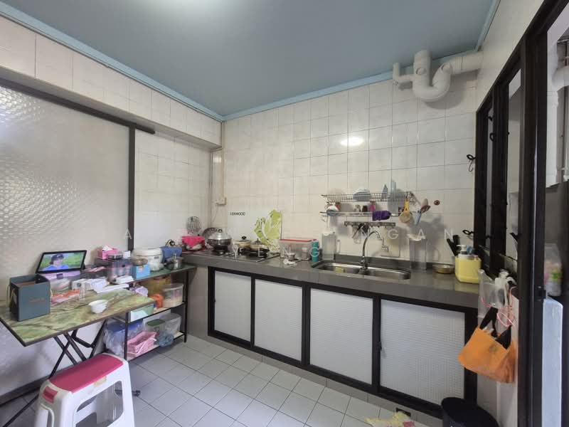 571 Hougang Street 51, 571 Hougang Street 51, Room Rental, 80 sqft, HDB Flat For Rent, by Jane Wong Ngan Yeng, 500158913 - Kitchen - PropertyGuru.com.sg