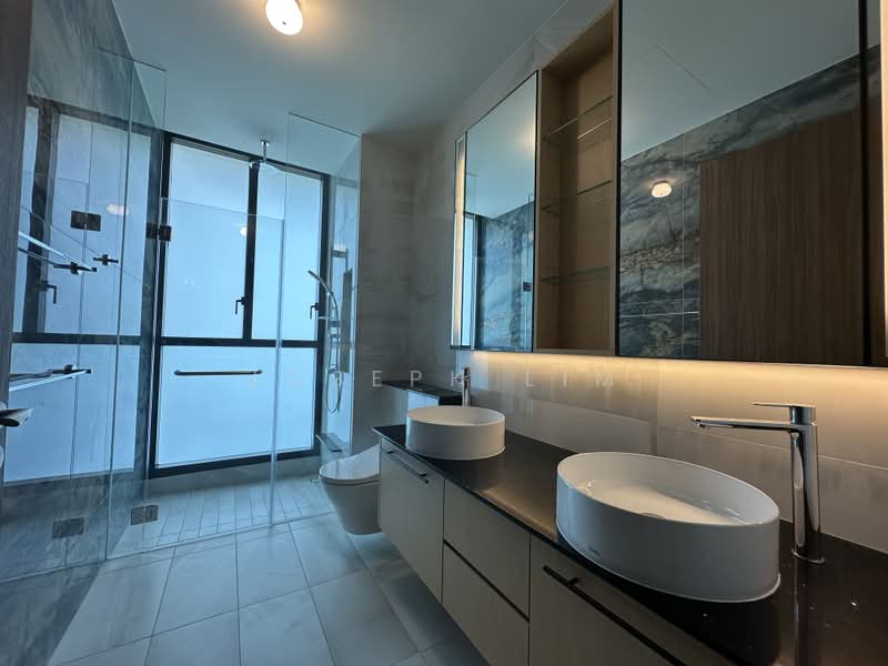 Belgravia Ace, 100 Belgravia Drive, Seletar / Yio Chu Kang, 5 Bedrooms, 4,058 sqft, Semi-Detached House For Rent, by Joseph Lim, 500158920 - Bathroom - PropertyGuru.com.sg