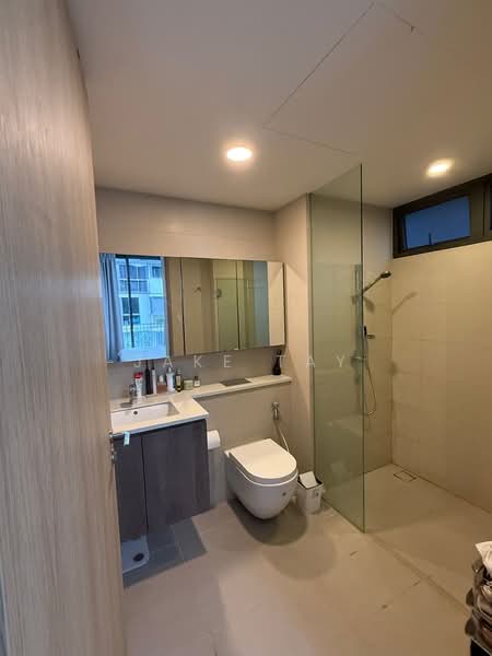 The Wisteria, 590 Yishun Ring Road, 2 Bedrooms, 710 sqft, Condominium For Rent, by Jake Tay, 500158924 - Bathroom - PropertyGuru.com.sg