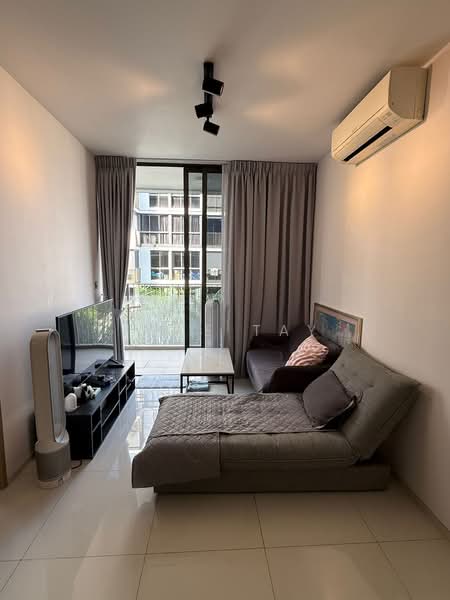 The Wisteria, 590 Yishun Ring Road, 2 Bedrooms, 710 sqft, Condominium For Rent, by Jake Tay, 500158924 - Living Room - PropertyGuru.com.sg