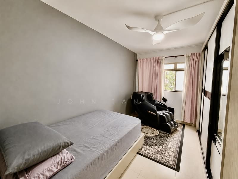 106 Gangsa Road, 106 Gangsa Road, 2 Bedrooms, 1,109 sqft, HDB Flat For Sale, by John Tan 奕欣, 500158925 - Bedroom - PropertyGuru.com.sg