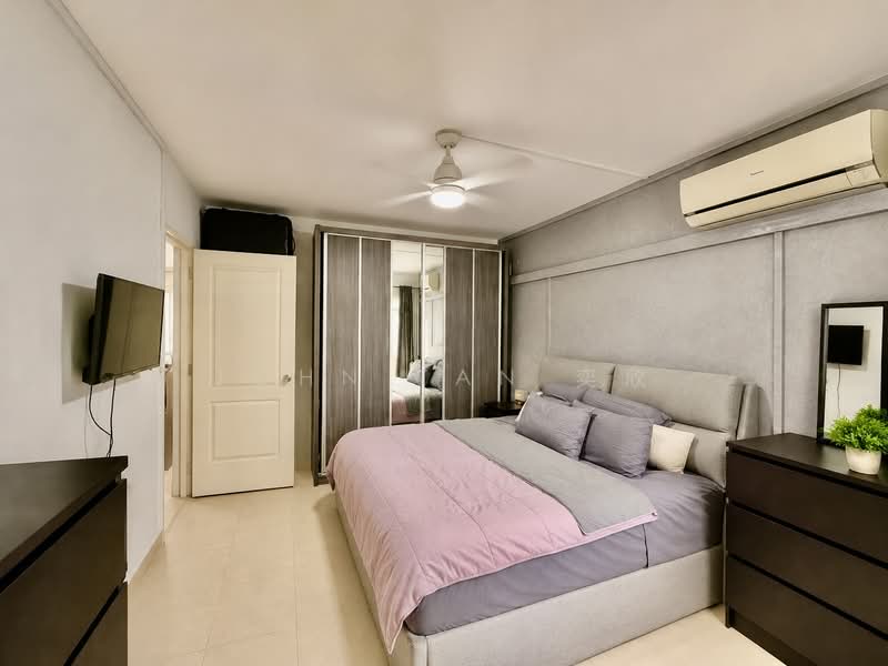 106 Gangsa Road, 106 Gangsa Road, 2 Bedrooms, 1,109 sqft, HDB Flat For Sale, by John Tan 奕欣, 500158925 - Master Bedroom - PropertyGuru.com.sg